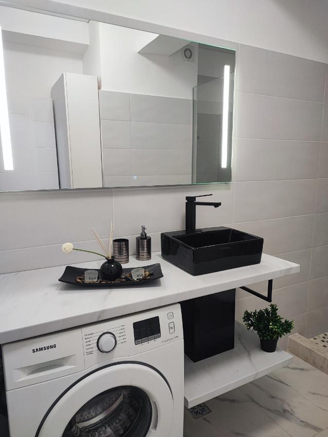 Apartament Studio Teo Blue In Mamaia Nord ナボダリ エクステリア 写真